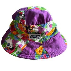Disney x Madcap Reversible Mickey Mouse Bucket Hat – OS